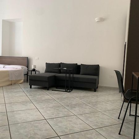 Hotel La Via Maestra à Brindisi Extérieur photo
