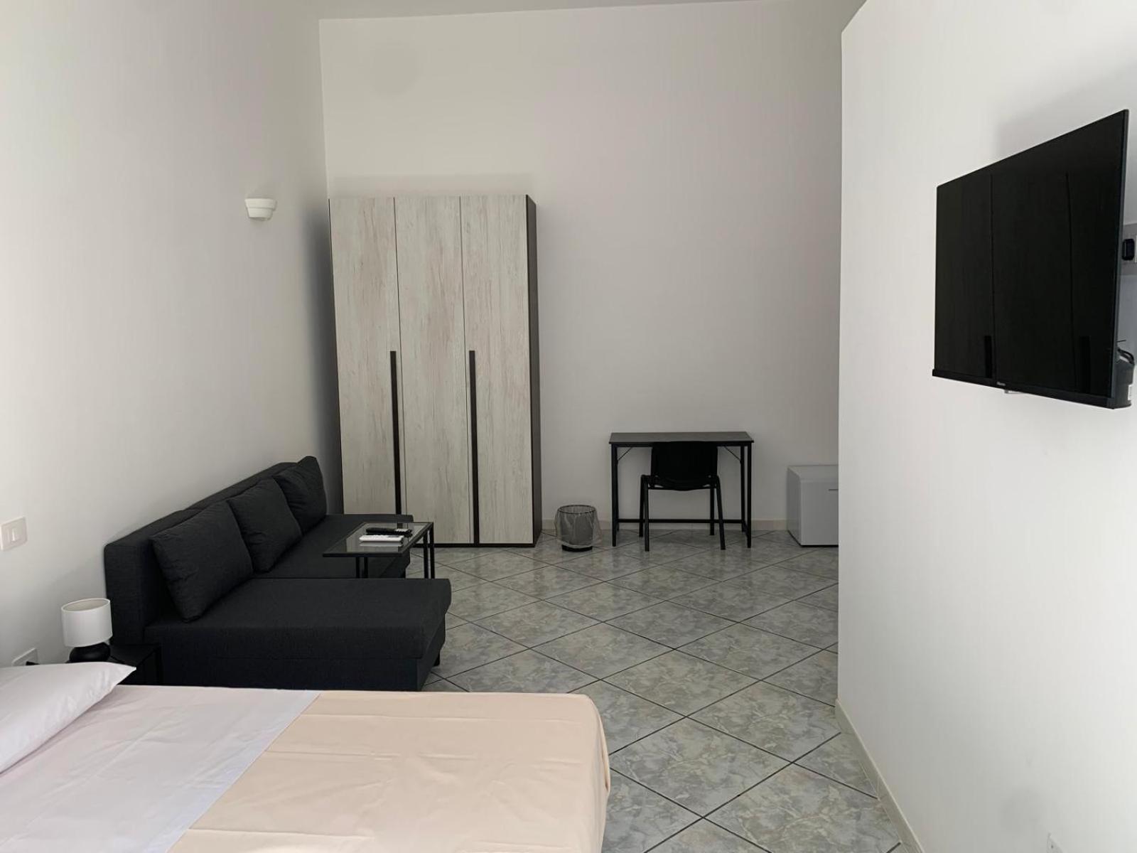 Hotel La Via Maestra à Brindisi Extérieur photo