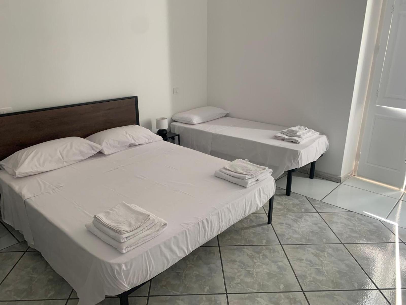 Hotel La Via Maestra à Brindisi Extérieur photo